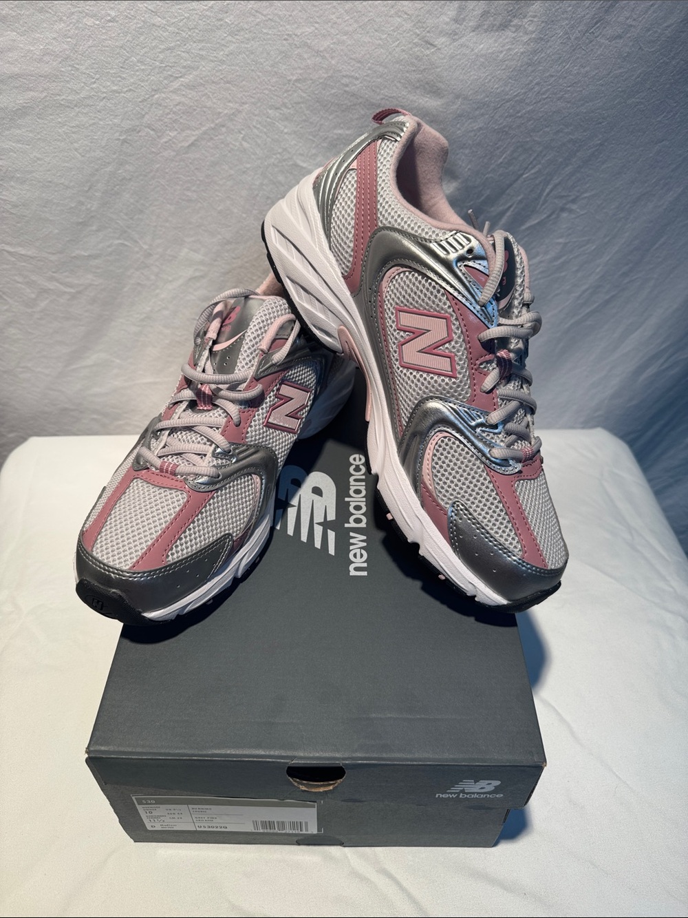 New Balance Women’s Pink and Gray Mesh Running Sneakers